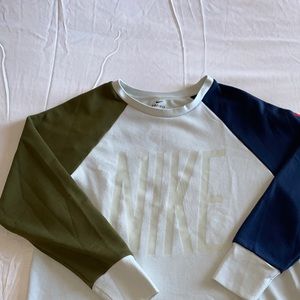 Oversized Nike sweatshirt